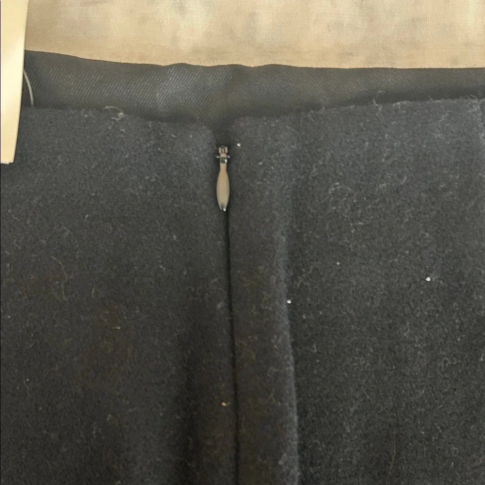GAP Deep Navy Wool Skirt with Zipper Details - Picture 5 of 5